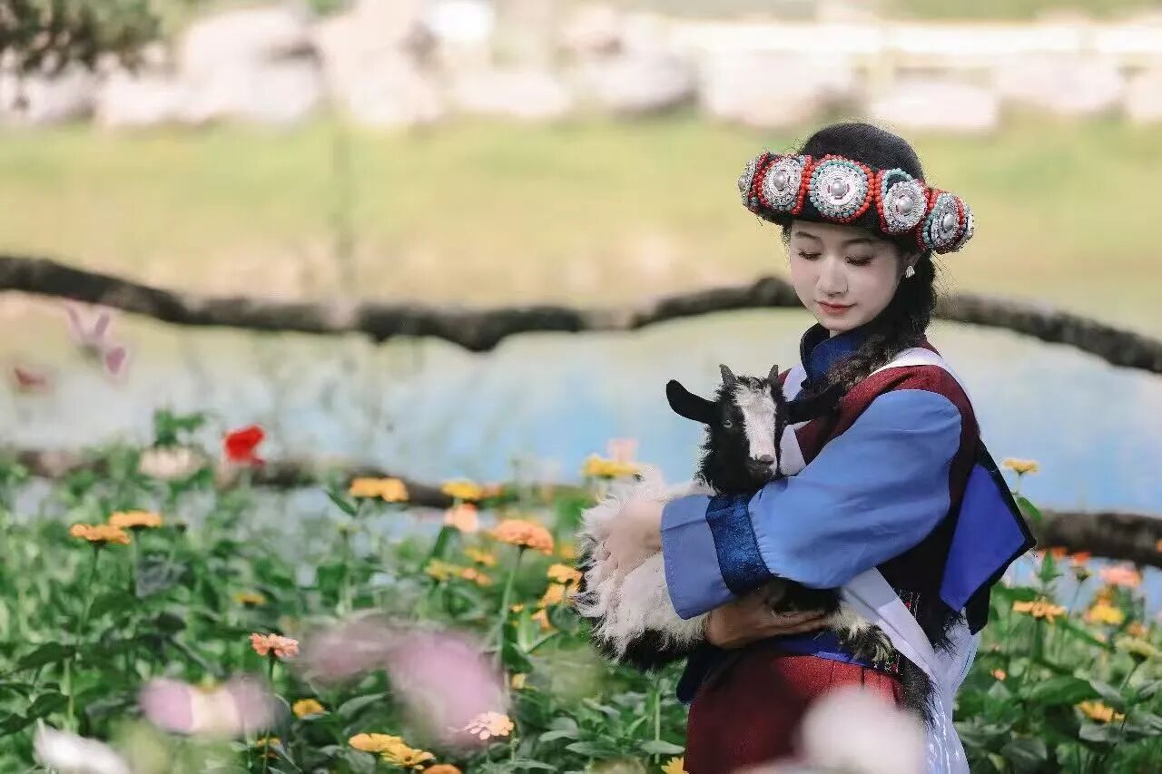 微信图片_20251031100710_229_2.jpg